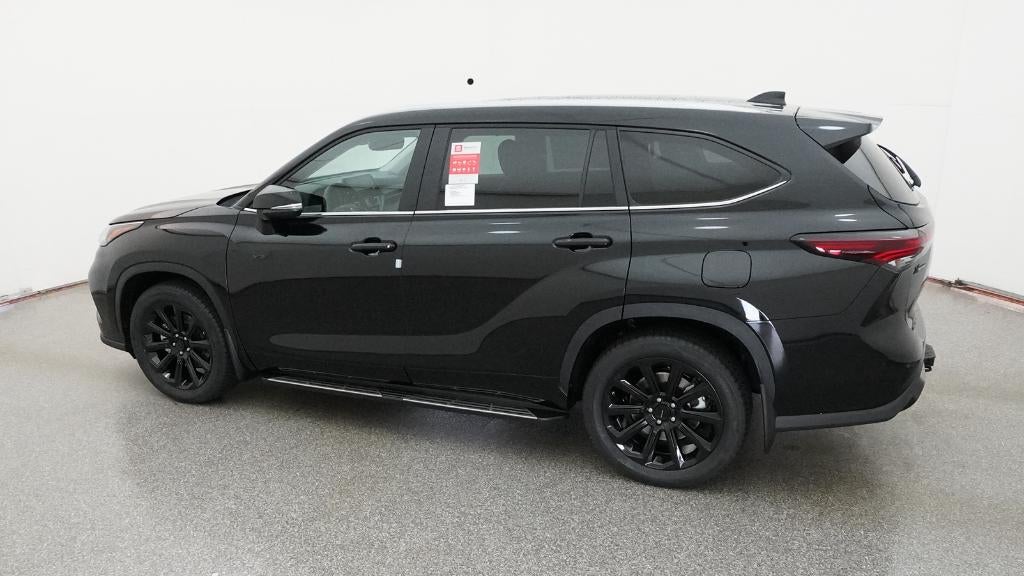 2026 Toyota Highlander — interior view